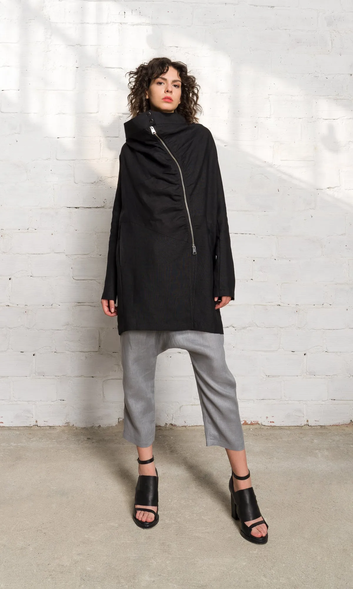 Asymmetric Zipper Closure Linen Jacket