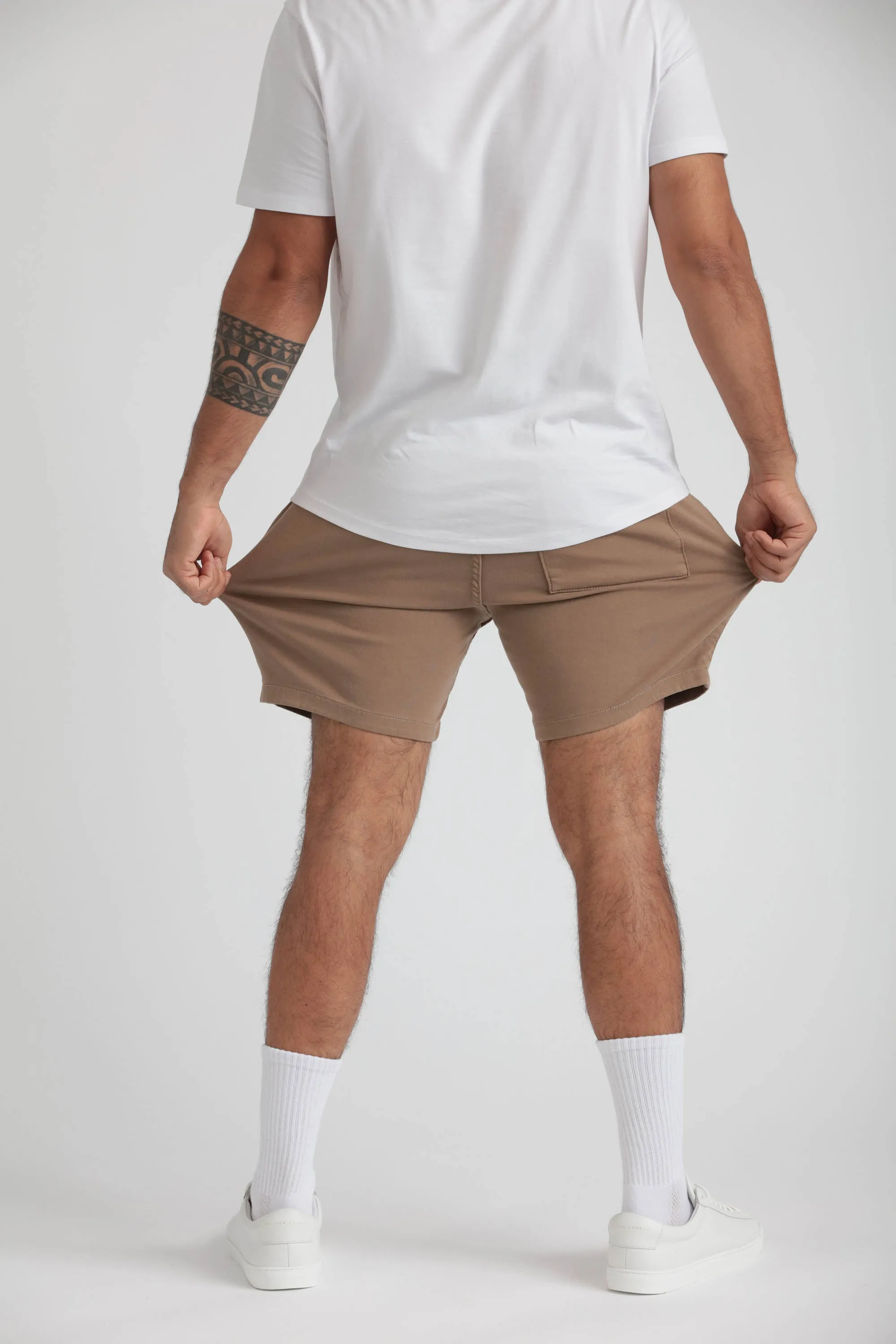 Everyday Comfort Shorts (Slim Fit) / Dark Khaki