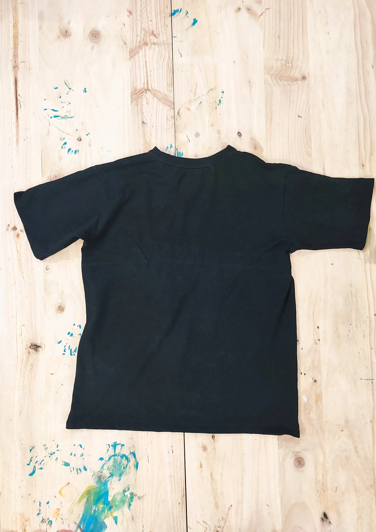 HANDPAINTED - T-SHIRT L - COTTON JERSEY black painted