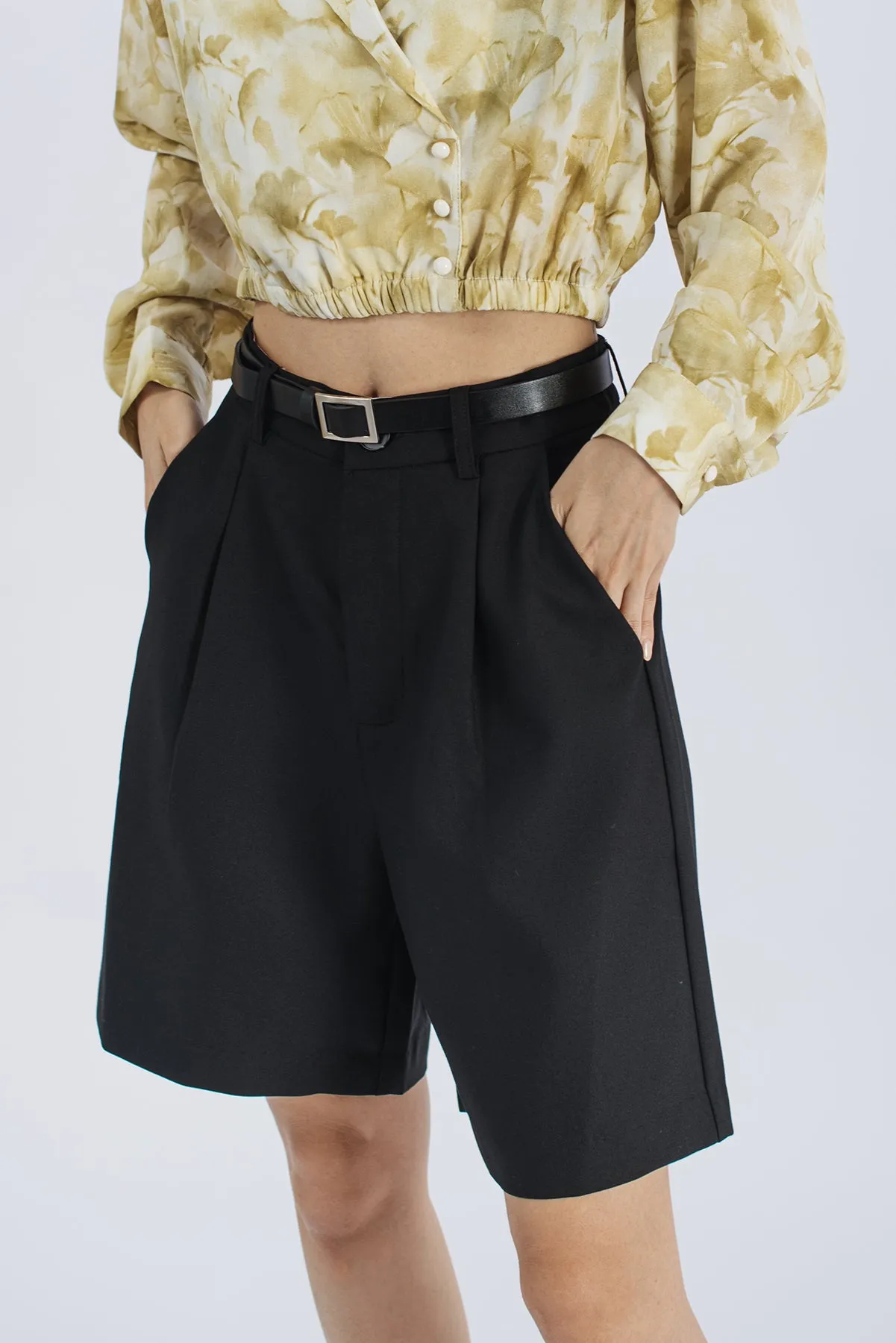 Jamie High-rise belted short