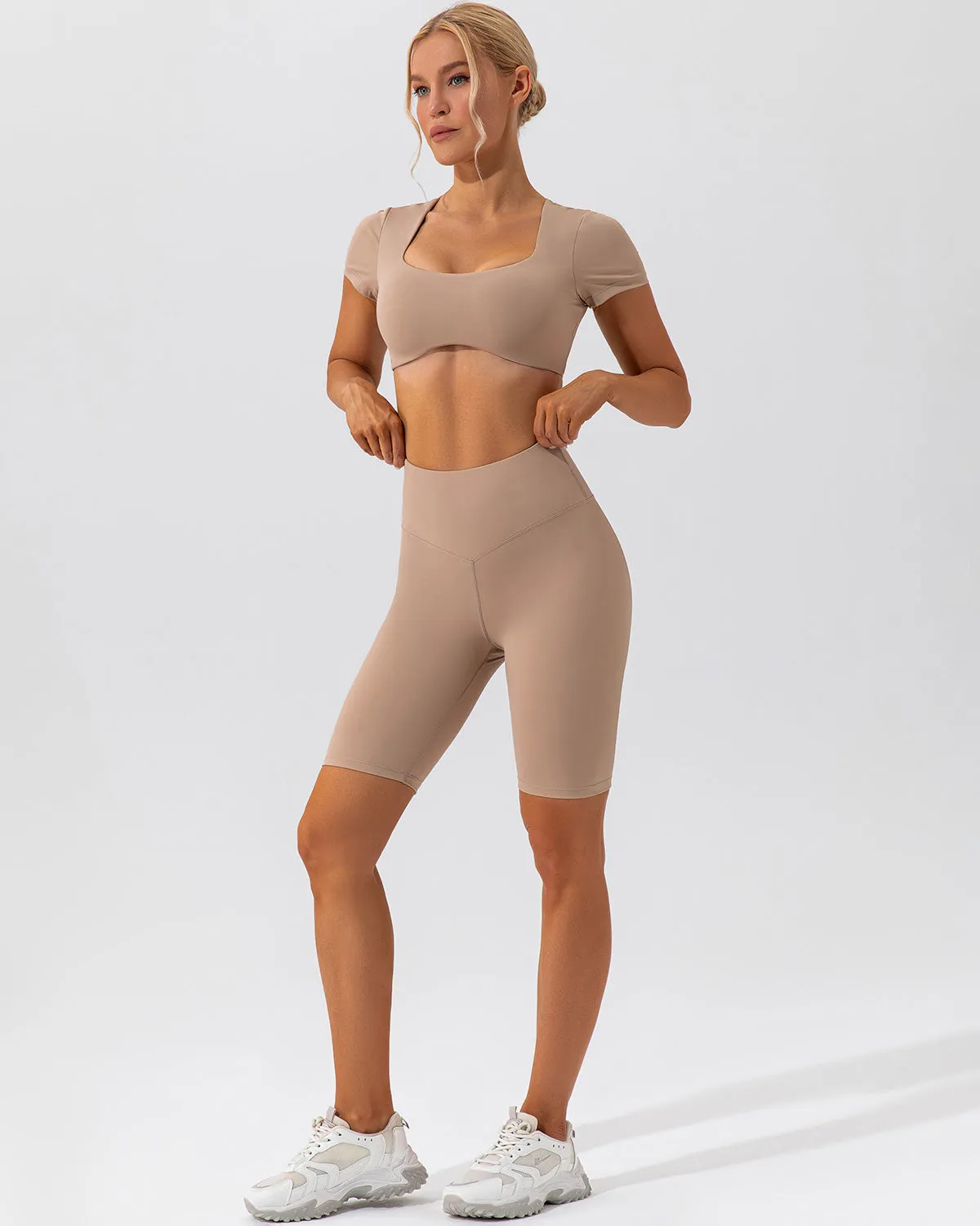 Kaia Crop Top - Mocha