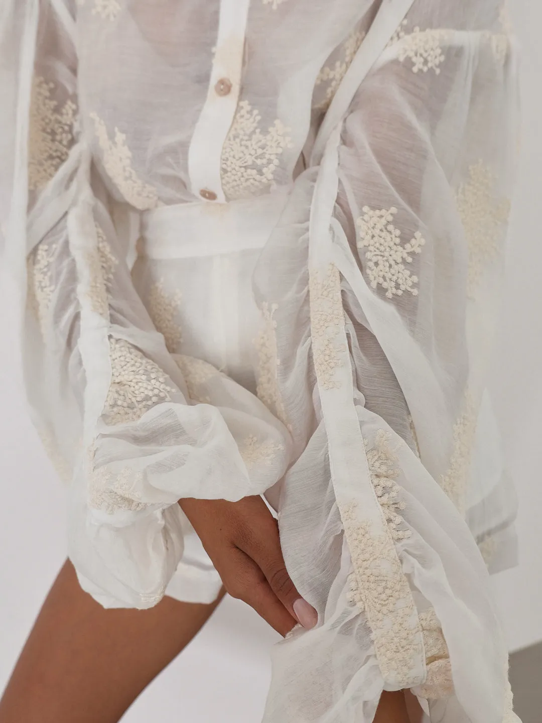 Nikki Embroidered Summer Day Shorts | Ivory