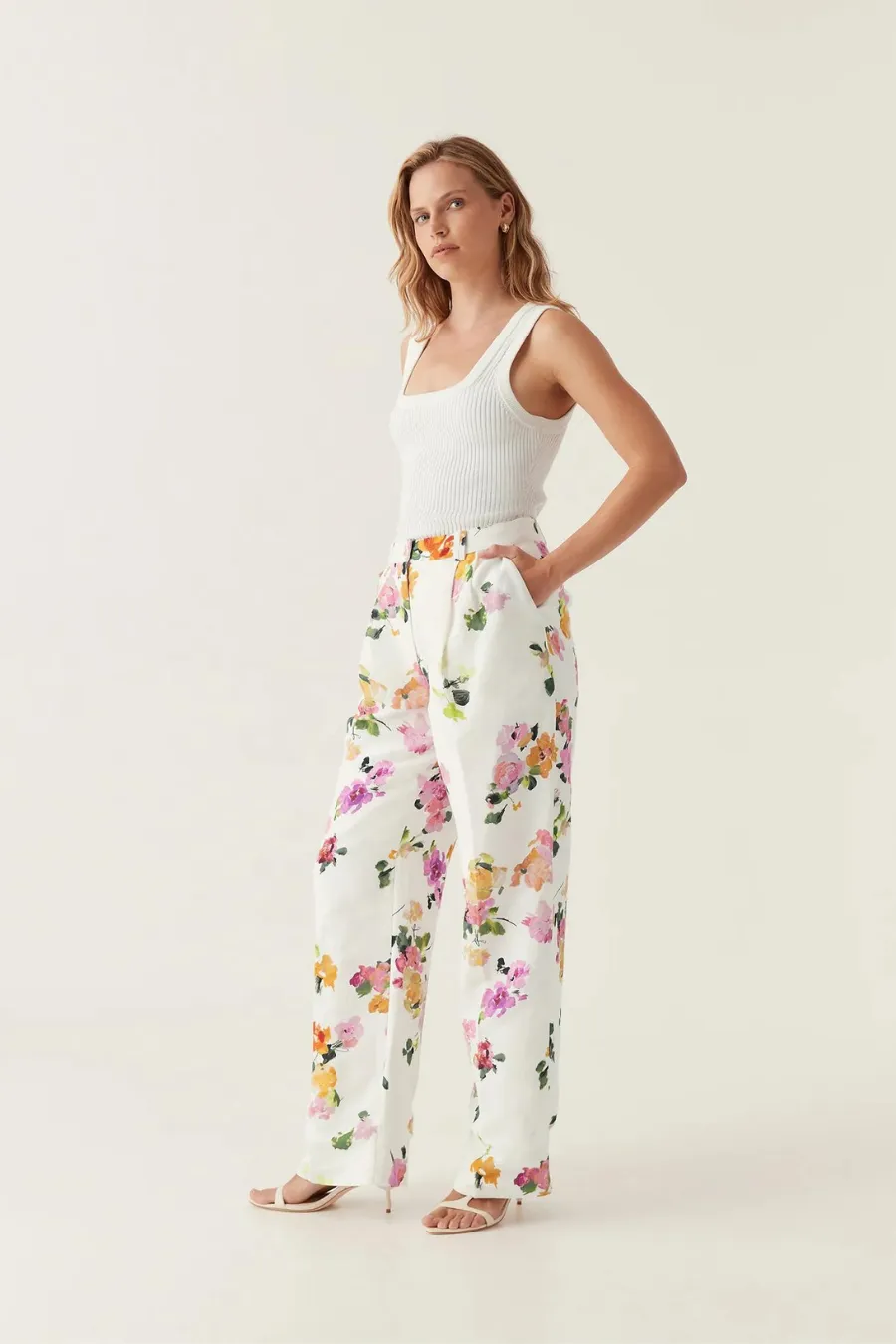 Portray Relaxed Pant Scattered Floral