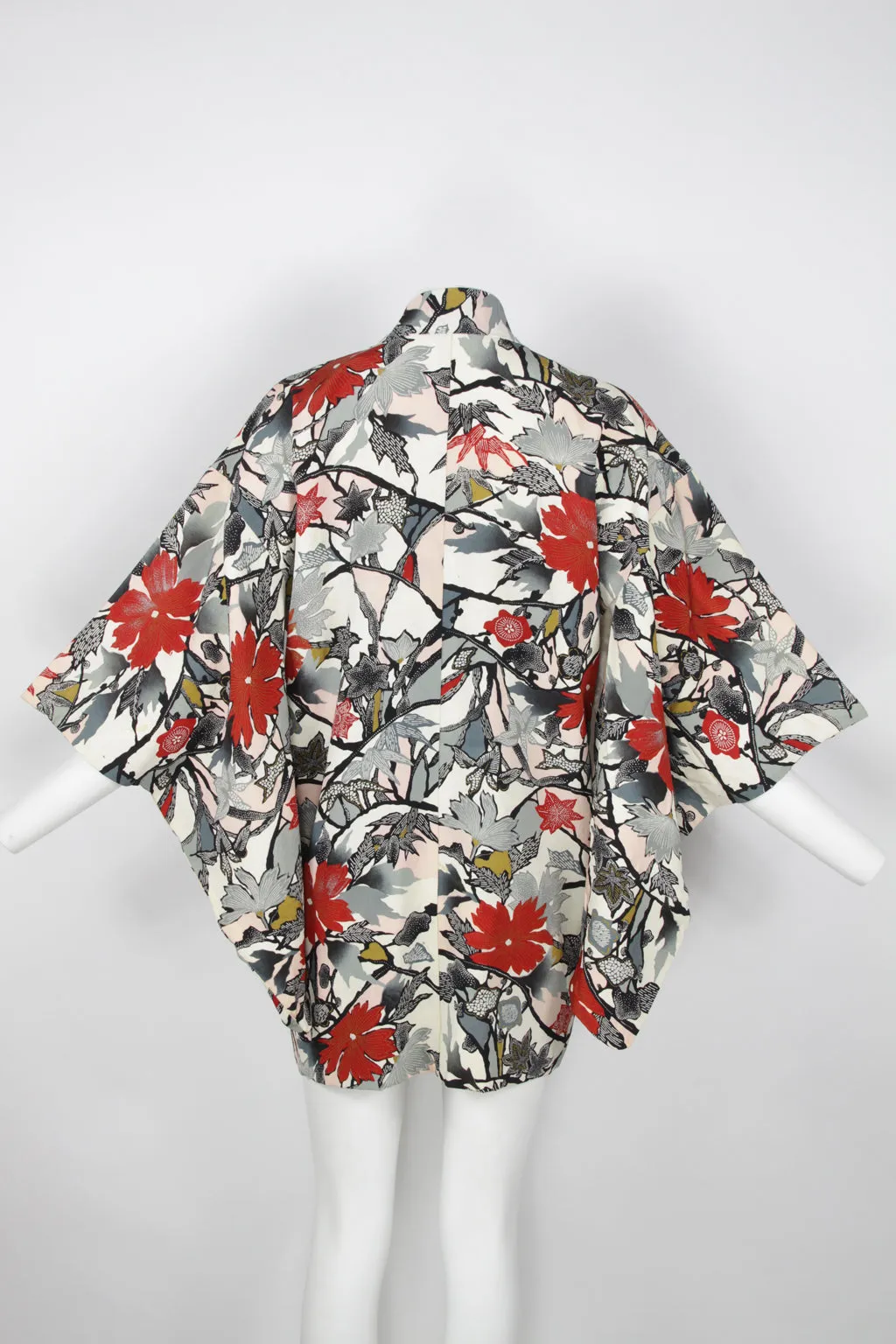 Short Kimono with colourful leaf pattern - S/M