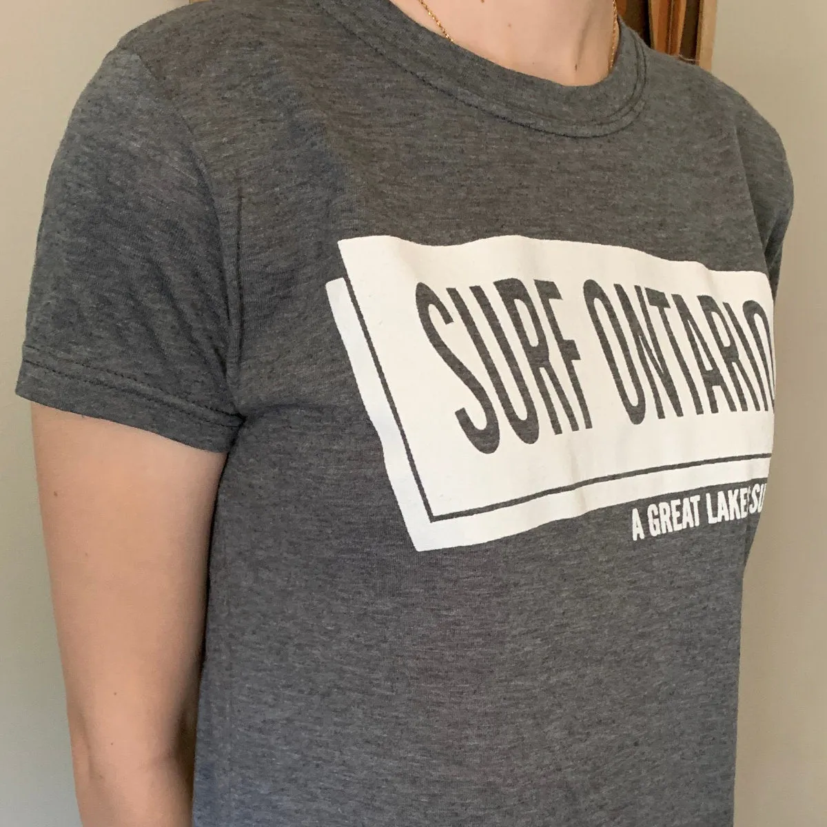 'SURF ONTARIO' T-Shirt - Womens