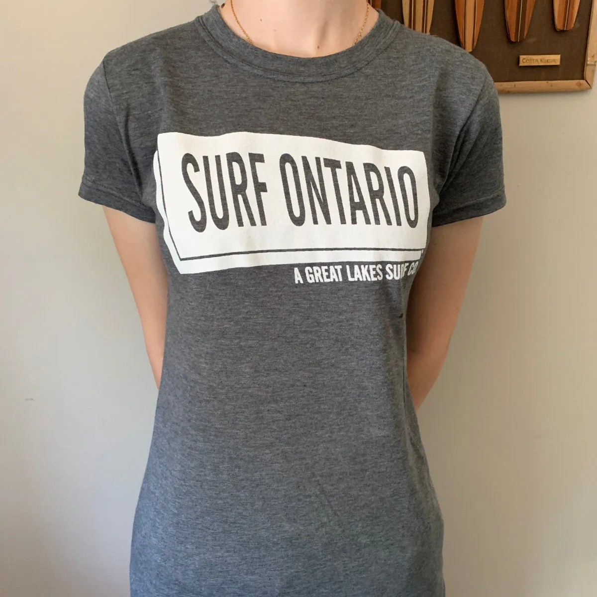 'SURF ONTARIO' T-Shirt - Womens