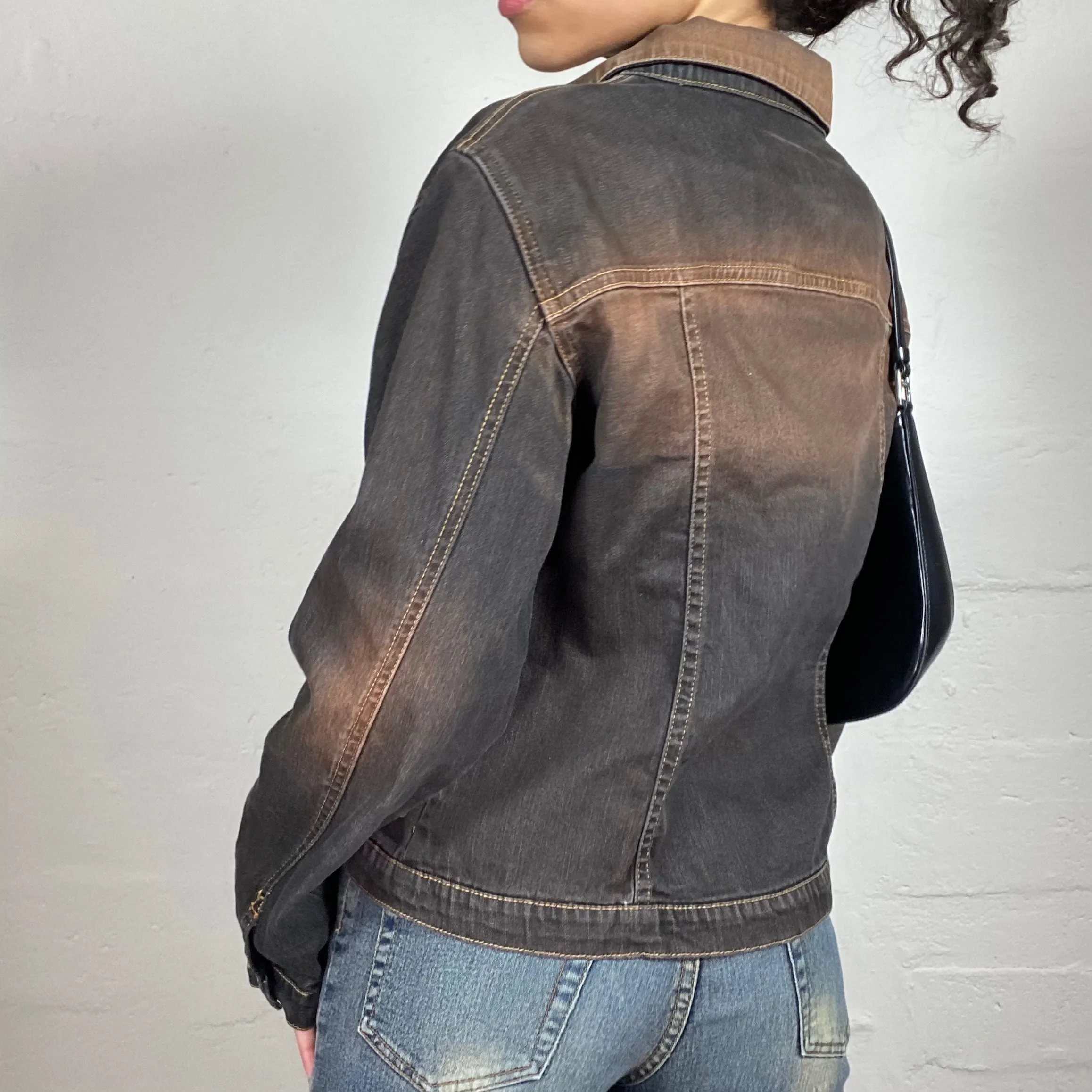 Vintage 2000's Downtown Dark Denim Button Up Brown Wash Out Classic Jacket (M)