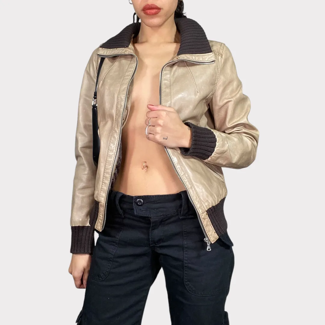 Vintage 2000's Model Off Duty classic Beige Leather Jacket with Knit Trim(S)