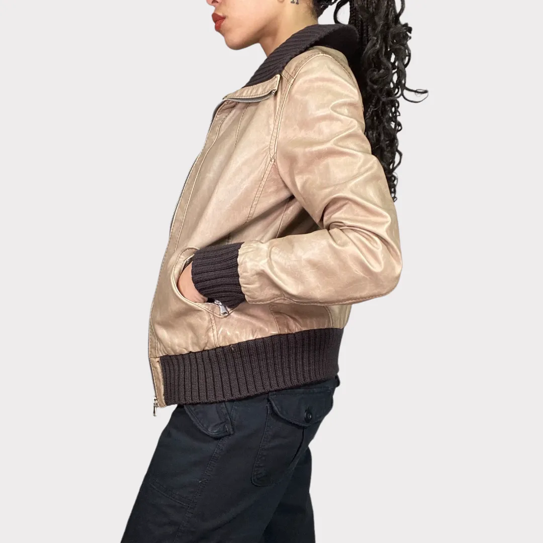 Vintage 2000's Model Off Duty classic Beige Leather Jacket with Knit Trim(S)